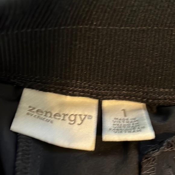 ZENERGY by Chico cropped pants - Picture 3 of 8